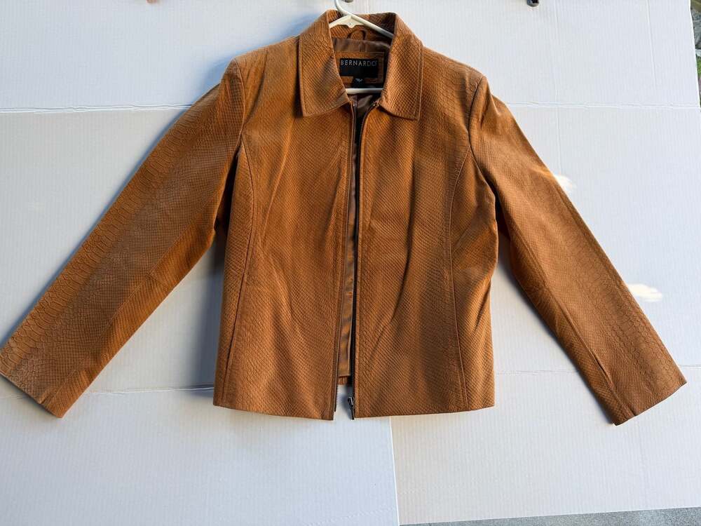 Bernardo Women's Tan Genuine Leather Textured Snake-Embossed Zip-Front Jacket